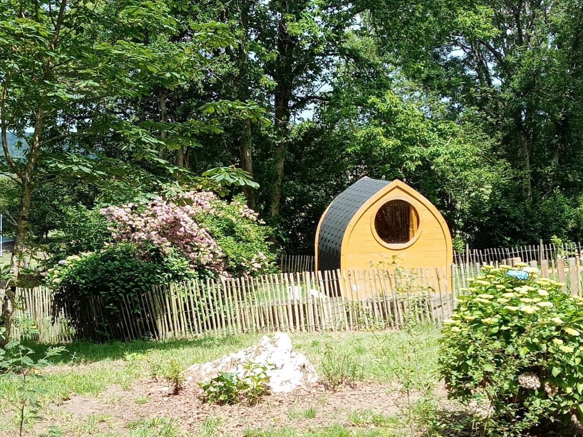 Le Rocher Du Samoyede Dirinon Exterior photo